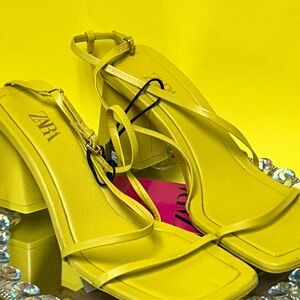 ZARA Yellow Strappy Block Heel Sandals Size 38 (U.S.) Size 8
